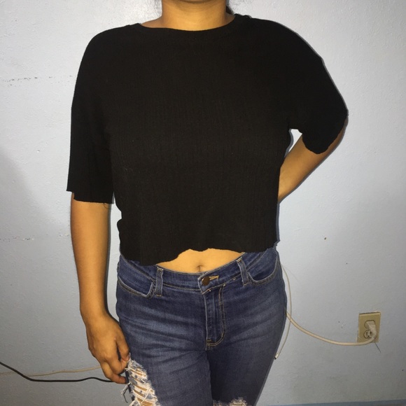 Forever 21 black croptop - Picture 1 of 4